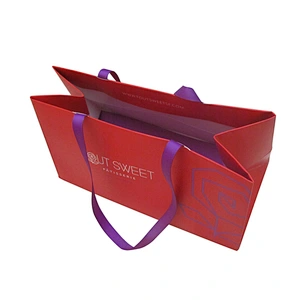 Wholesale Custom Luxury Matte Red Gift Shopping Paper Bag With Logo For Clothing Custom Packaging Bag